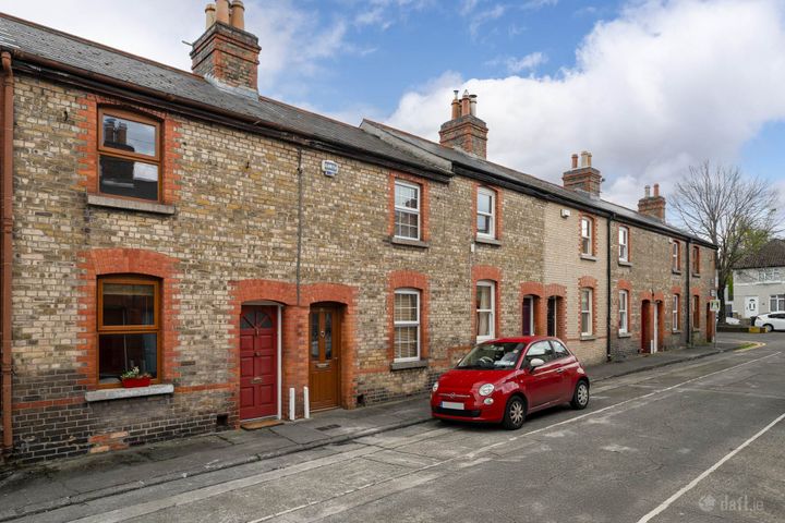 24 Ashworth Place, Harold`s Cross, Dublin 6, Co. Dublin
