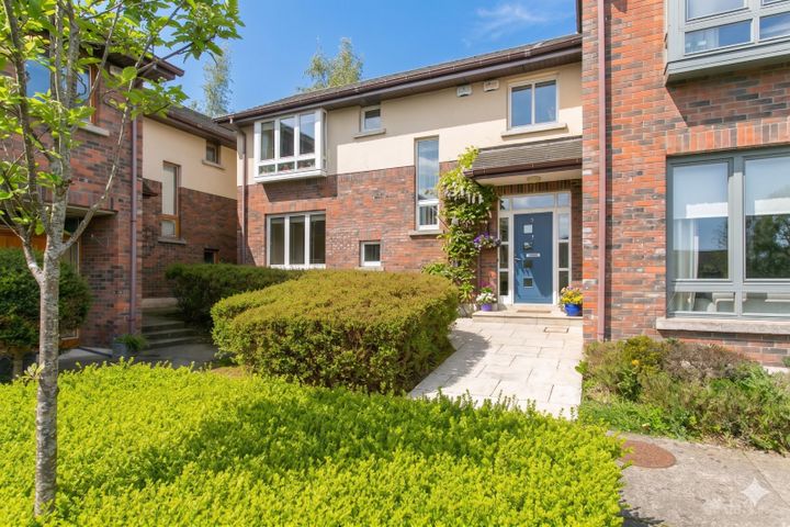 7 Belarmine Square, Stepaside, Dublin 18, D18XE03