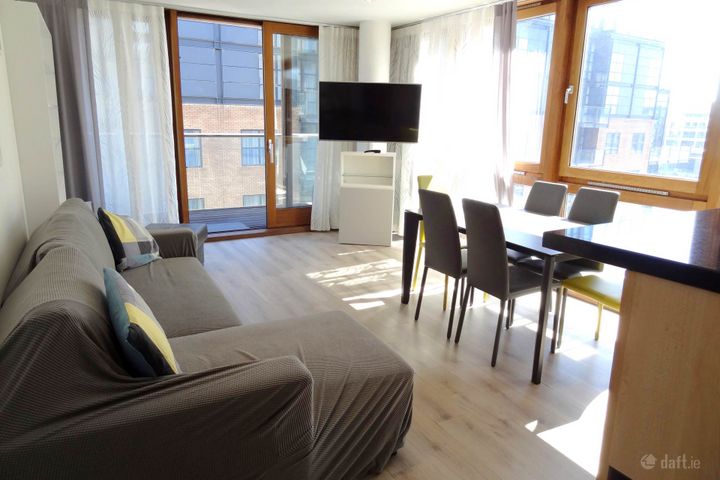 Apt 9 Clarion Quay, Ifsc, Dublin 1, D01X095