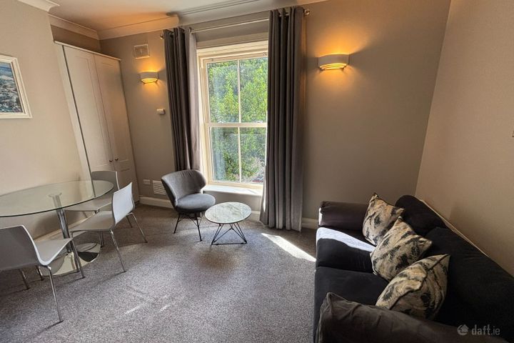 Apartment 4 Earls Court, 80 Terenure Road East, Terenure, Dublin 6