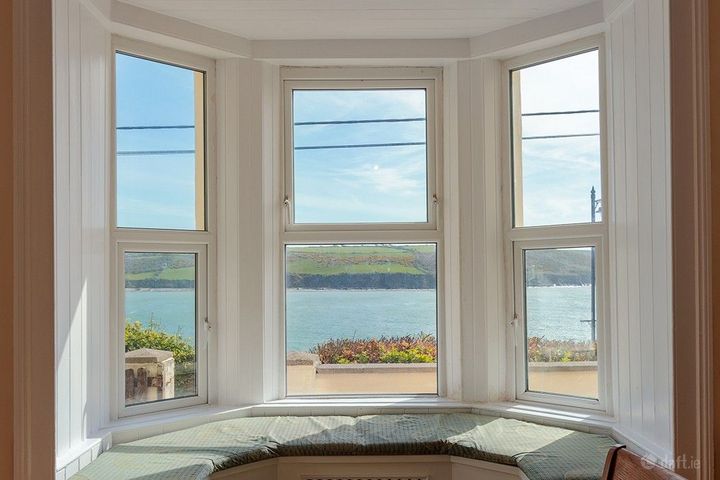 3 Clifton, Lighthouse Road, Youghal, Co. Cork, P36PE08