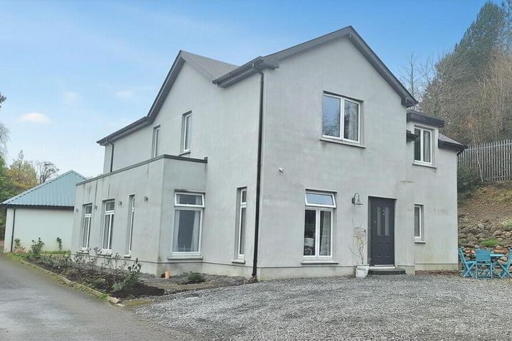 Auburn, Dublin Road, Athlone, Co. Westmeath, N37C6Y0