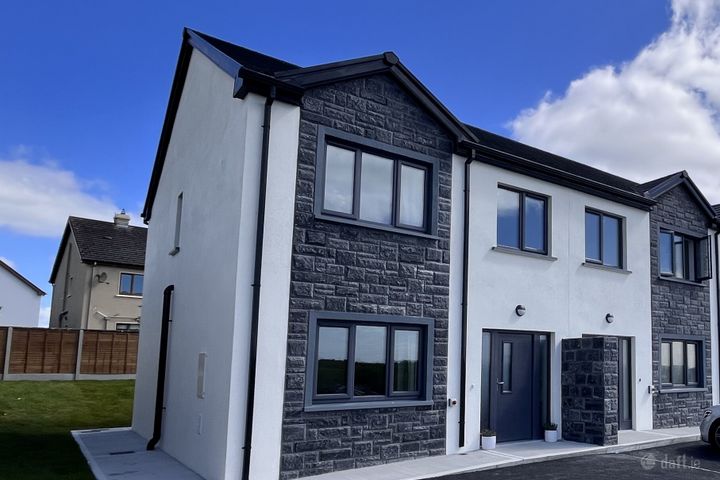 End Of Terrace Houses Phase 2, Ard Rua Meadows, Claremorris, Co Mayo
