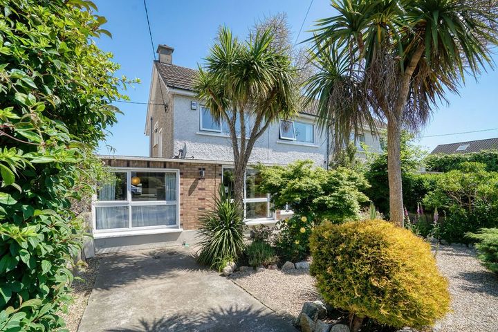 4 Foxrock Avenue, Foxrock, Dublin 18, D18R2H4