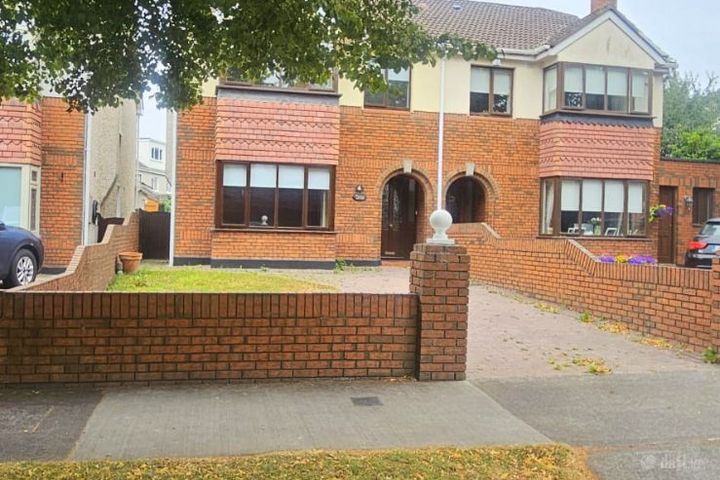Tara, 4 Kempton Way, Ashtown, Dublin 7