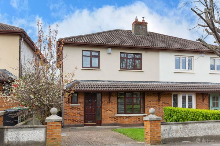 42 Obelisk Avenue, Saint Augustine's Park, Blackrock, Co. Dublin, A94H5C8