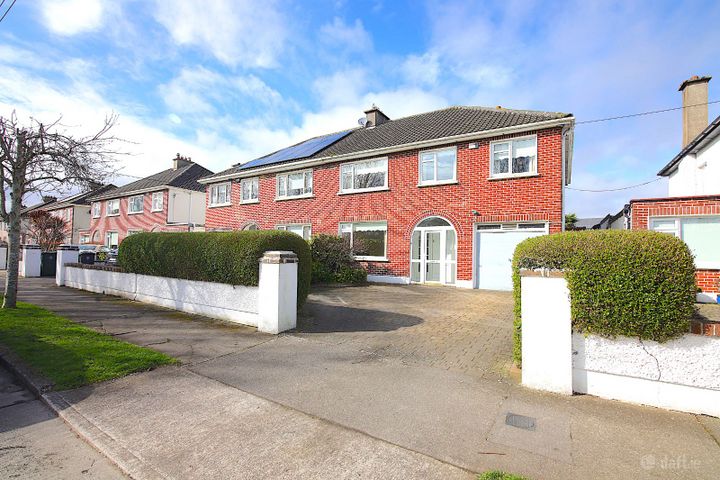 12 Lucan Heights, Lucan, Lucan, Co. Dublin, K78R2V9