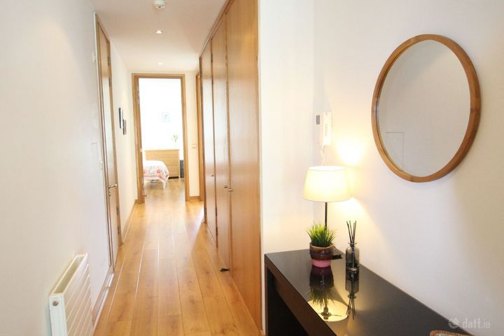 Apartment 16, Pakenham House, IFSC, Dublin 1