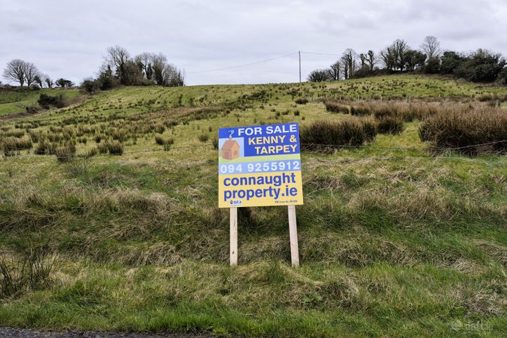 Kilkelly Road, Kiltimagh, Co. Mayo