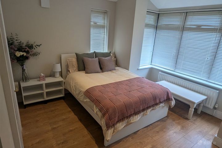 Killarney Road-Private Studio located on the E1, L, Bray, Co. Wicklow