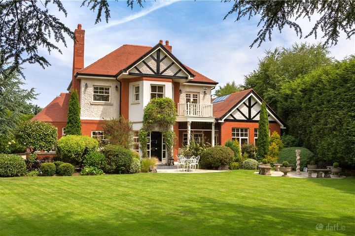 Thornfield, Westminster Rd, Foxrock Dublin 18, Dublin 18, Dublin