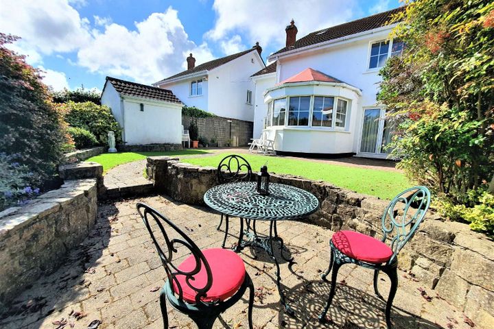 Cairn Hill, Foxrock, Co. Dublin