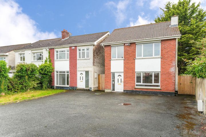 51 & 51A Cill Cais, Old Bawn, Tallaght, Dublin 24