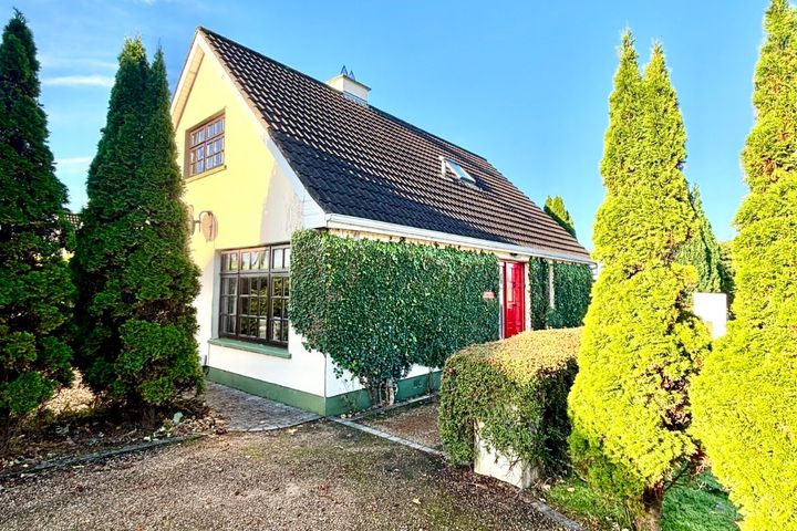 Furmoyle, 29 Kennedy Gardens, Castlebar, Co. Mayo, F23X660