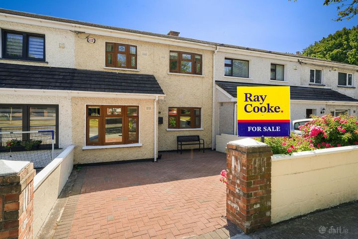 36 Arthur Griffith Park, Lucan, Co. Dublin