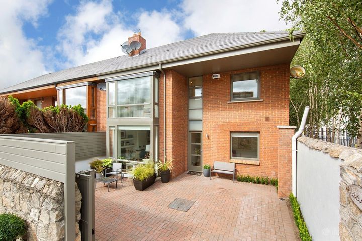 3 Berkeley Mews, Lansdowne Lane, Ballsbridge Dublin 4, Dublin 4, Dublin