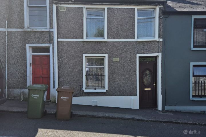 6 Grandview Place, Old Youghal Road, Dillons Cross, Co. Cork, T23F9C5