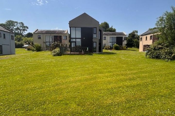 3 Castle Quay, Kilgobbin, Ballinadee, Ballinadee, Co. Cork