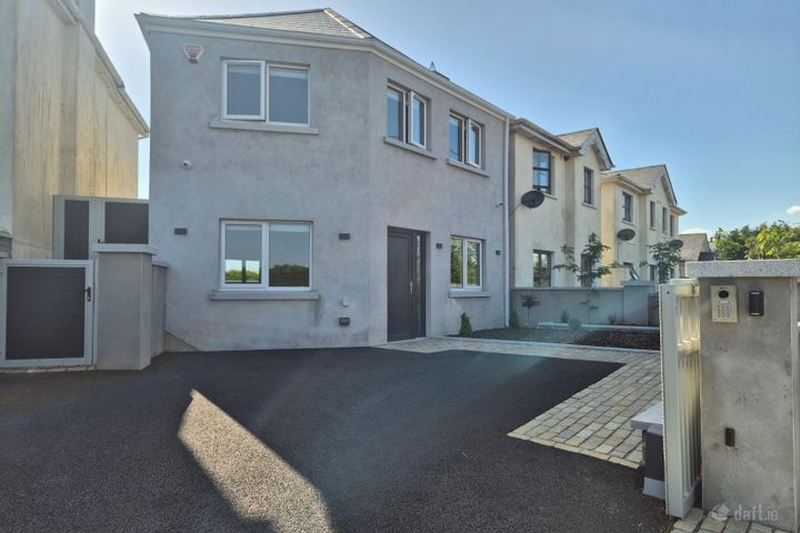 2 Fair Green, Rathdrum, Co. Wicklow, A67Y2T8