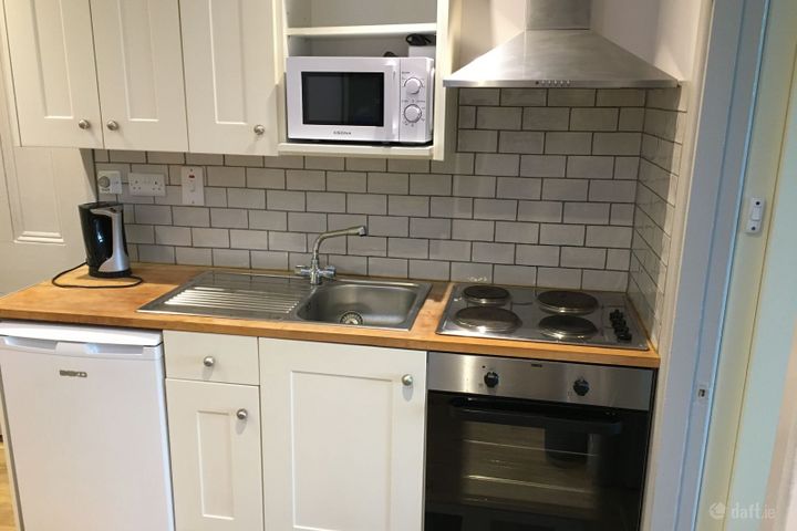 Newcastle Road, Newcastle, Co. Galway