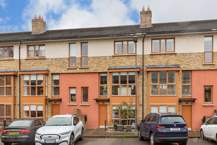 37 Milltown Avenue, Mount Saint Annes, Milltown, Dublin 6, D06N283