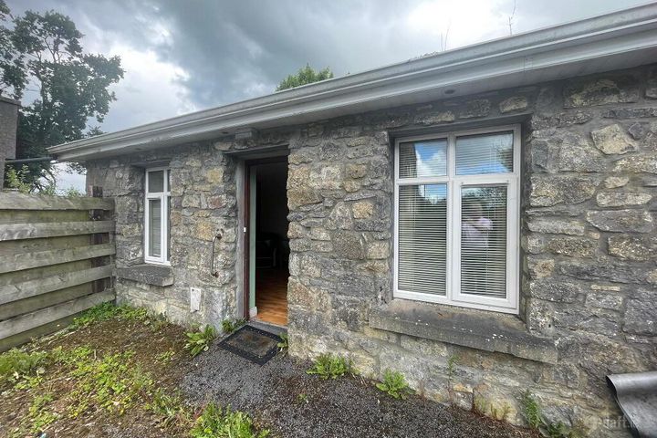 1 Bishop Terrace, Bishop Street, Elphin, Co. Roscommon, F45HT61