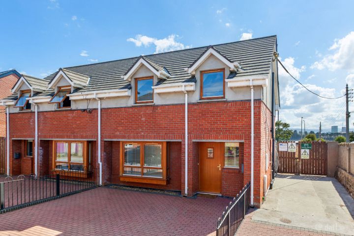 77a The Mews, Seaview Avenue North, Clontarf, Dublin 3, D03A3N8
