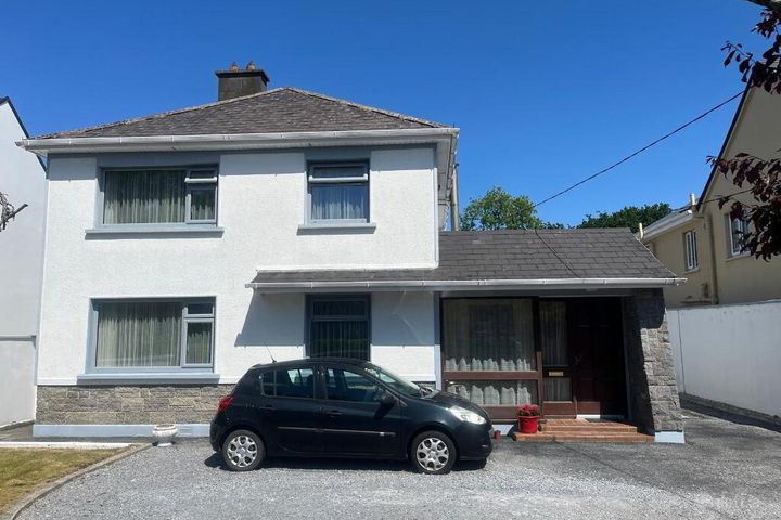 Countess Road, Killarney, Co. Kerry, V93TH9W