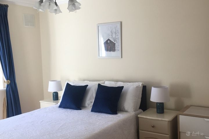 Larkfield Way, Lucan, Co. Dublin