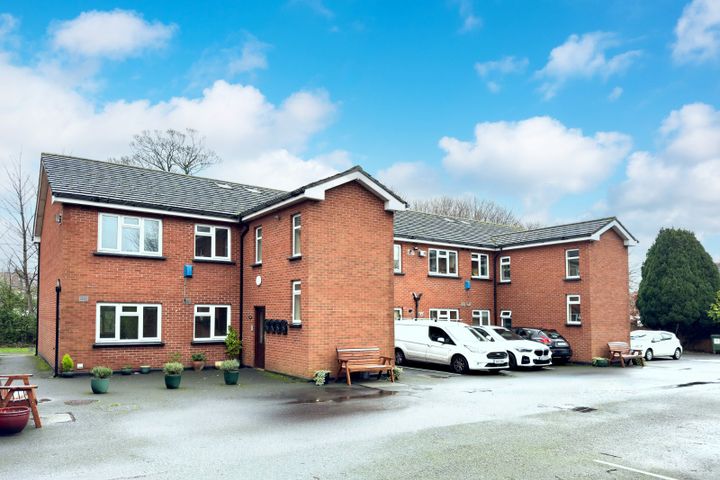 8 Beverley Court, Vernon Avenue, Clontarf, Dublin 3, D03PC53