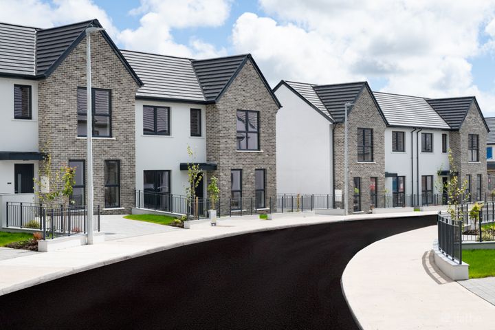 Lakeview, Castleredmond, Midleton