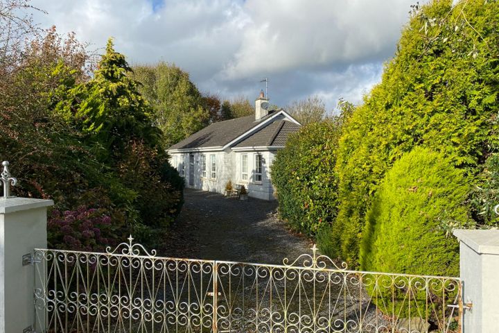 Woodside, Rickardstown, Collinstown, Westmeath