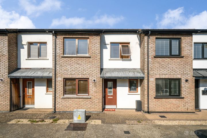 37 Hunters Court, Hunters Court, Ballycullen, Dublin