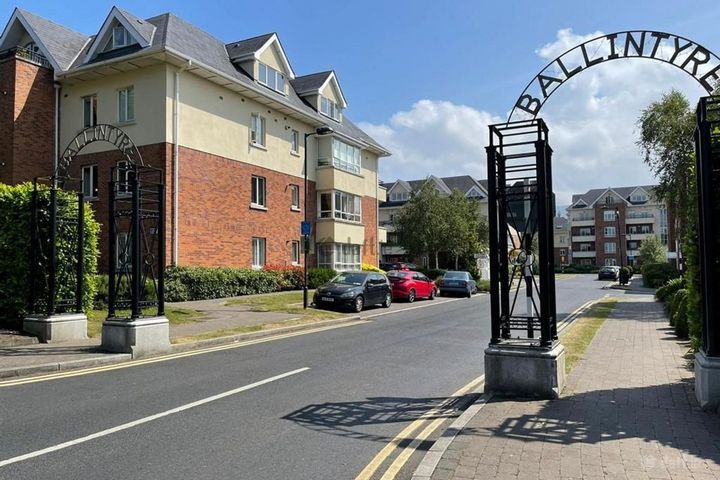 54 Ballintyre Grove, Dublin 16, Ballinteer, Dublin 16