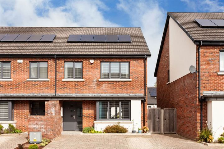 10 The Green, Station Manor, Portmarnock, Co. Dublin