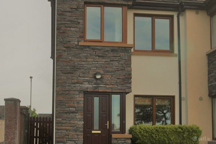 11 The Maples, Ballyhaunis, Co. Mayo, F35FR80