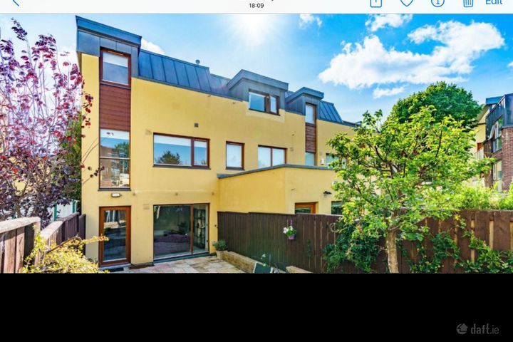 44 Lissadel Wood, Swords Road, Malahide, Co. Dublin