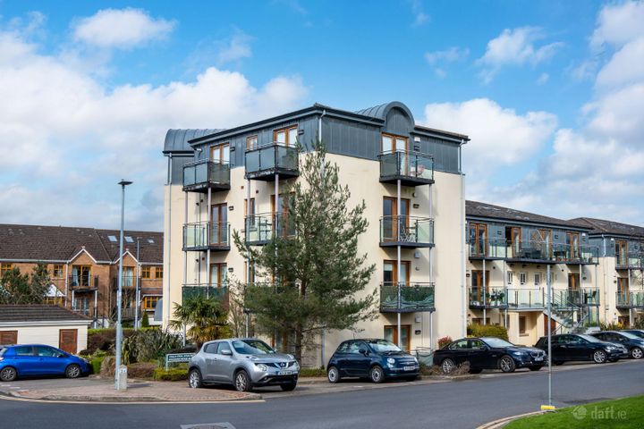 27 Stocking Wood Hall, Stocking Avenue, Rathfarnham, Dublin 16, D16RW74