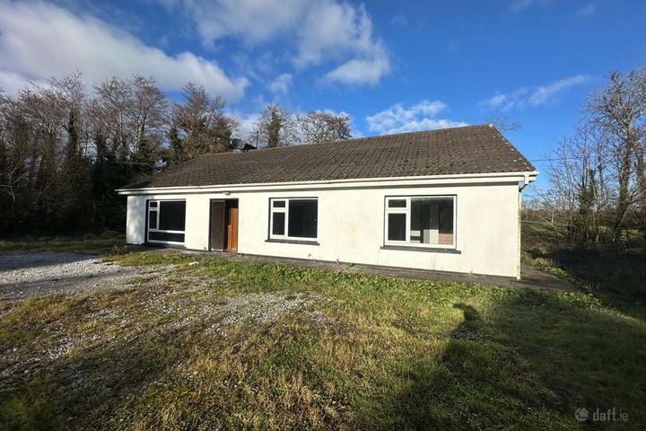 Tay Road, Ballinacrusha, Cobh, Co. Cork, P24PW66
