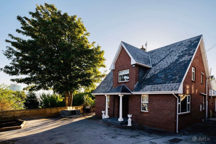 Drewsville, Evergreen St, Cork, Cork