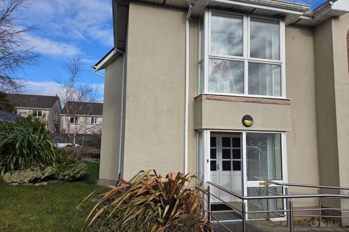 Garra Coirce, Clybaun Road, Knocknacarra, Co. Galway