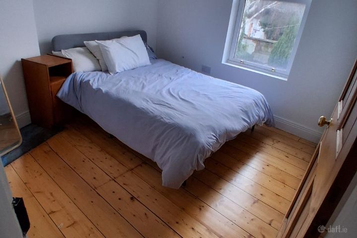 17 Lullymore Terrace, South Circular Road, Dublin , South Circular Road, Dublin 8