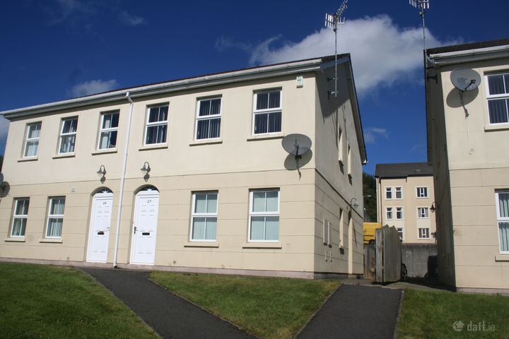 28 Ard Adhamhnáin, Letterkenny, Co. Donegal