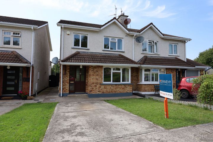 2 The Hollys, Bridgemount, Carrigaline, Co. Cork, P43KF24