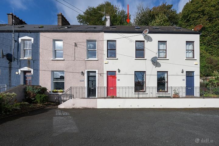 2 The Villas, Glenbrook, Glenbrook, Co. Cork, T12F97E