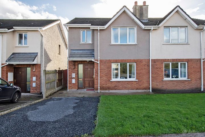 52 Town Court, Dungarvan, Co Waterford, X35V673