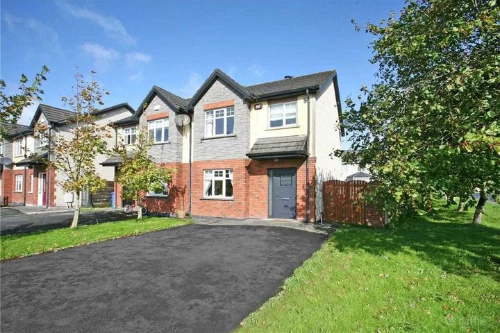 10 Grianan, Westbury, Clare, Clare