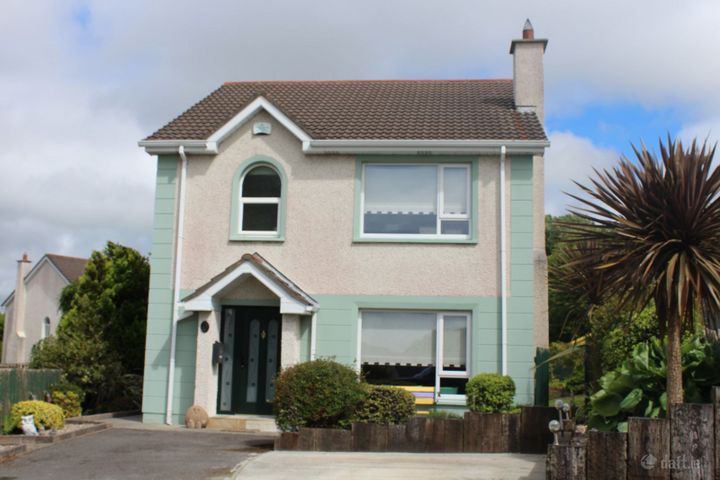 13 Rowan Park, Lismonaghan, Letterkenny, Co. Donegal