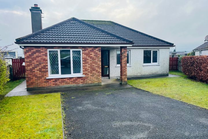19 Hawthorn Close, Ballinasloe, Ballinasloe, Co. Galway, H53RP84