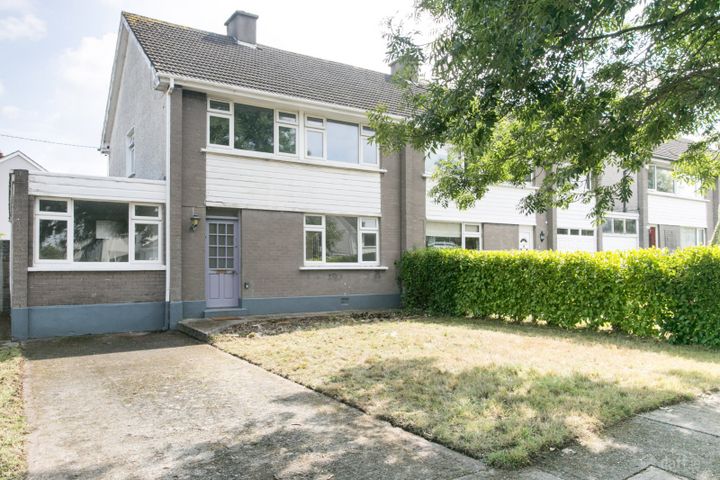 1 Lakelands Grove, Stillorgan, Co. Dublin, A94NW25
